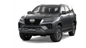 mobil toyota fortuner 2022